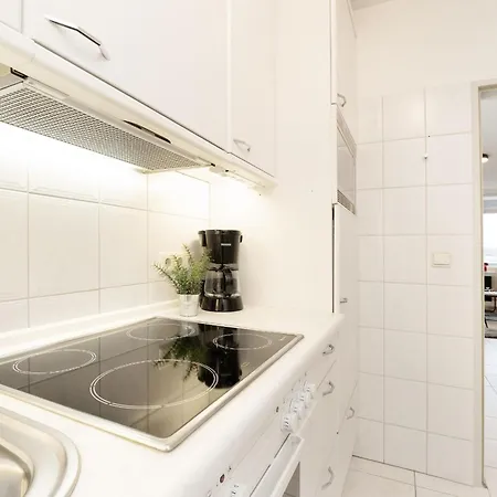 Naggi Apartment *