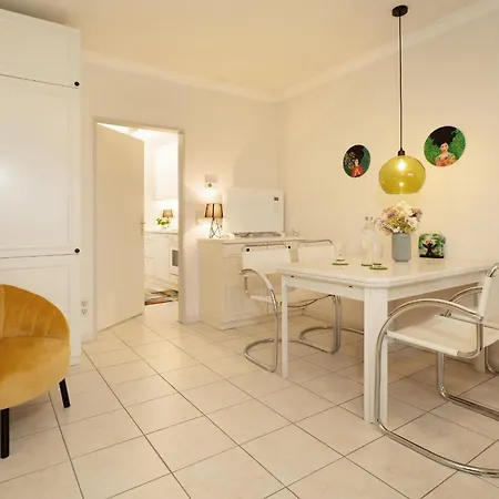 Naggi Apartment Sussau